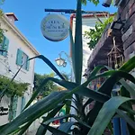 Pangea Sigacik Hotel & Terrace ホテル セェフェリヒサール